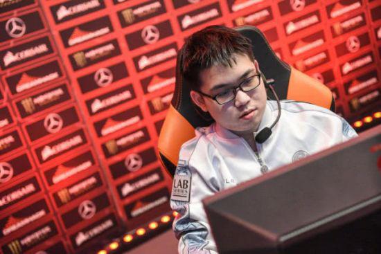 2025年全球PC市场分析：联想领跑出货量增长苹果华硕表现突出